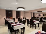 Top Hotel_restauracja_2.jpg